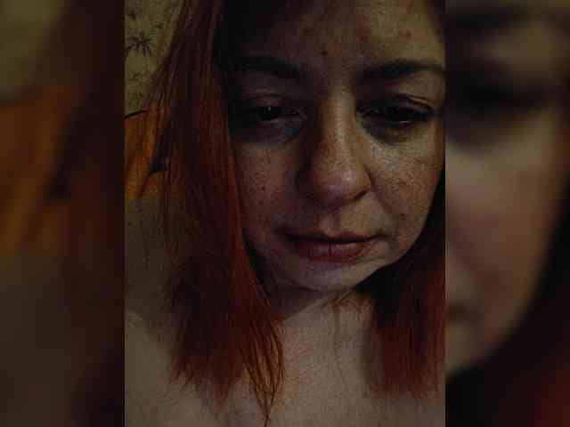 Dinochka38 webcam