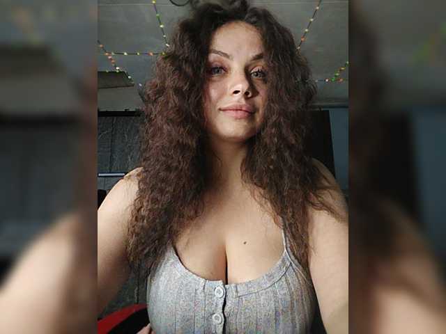 Sweet-Candy88's BongaCams show and profile