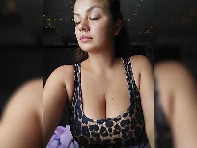 Sweet-Candy88 live webcam show