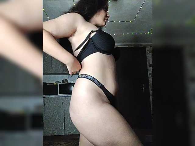 Sweet-Candy88, en directo ahora en BongaCams