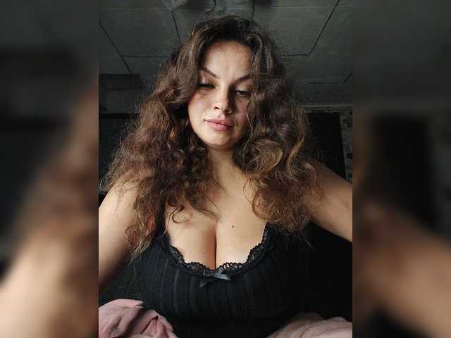 Sweet-Candy88 live cam on BongaCams