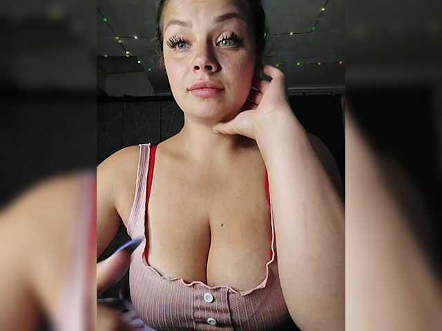 Sweet-Candy88 live cam on BongaCams