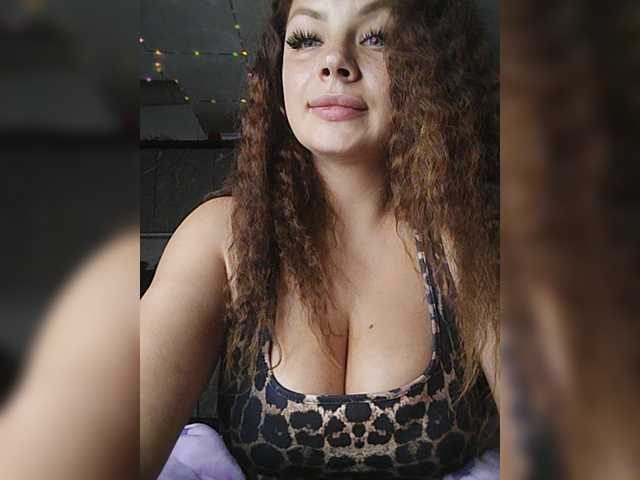 Sweet-Candy88 live webcam show