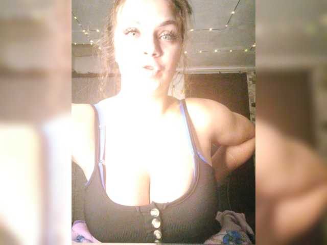 Sweet-Candy88 live cam on BongaCams