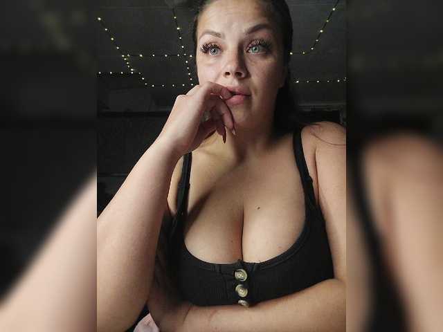 Sweet-Candy88 live cam on BongaCams