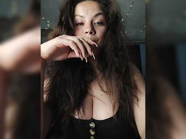 Sweet-Candy88's BongaCams show and profile