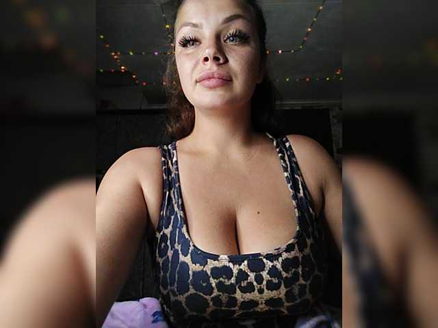 Sweet-Candy88 live webcam show