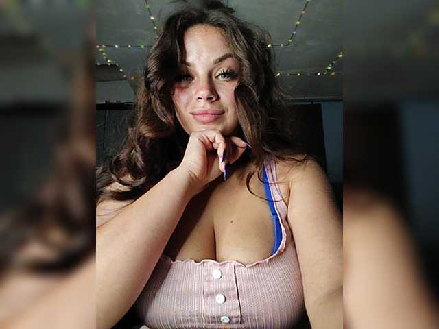 Sweet-Candy88 live cam on BongaCams