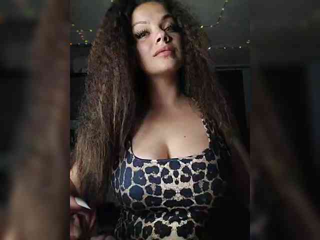 Sweet-Candy88 webcam