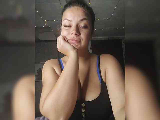Sweet-Candy88 webcam