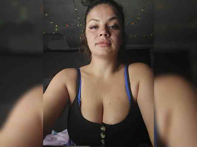 Sweet-Candy88 webcam