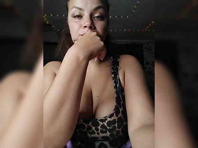 Sweet-Candy88 webcam