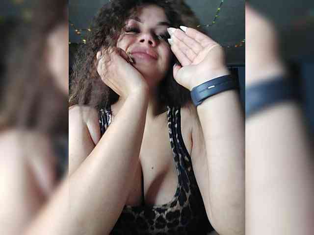 Sweet-Candy88 webcam
