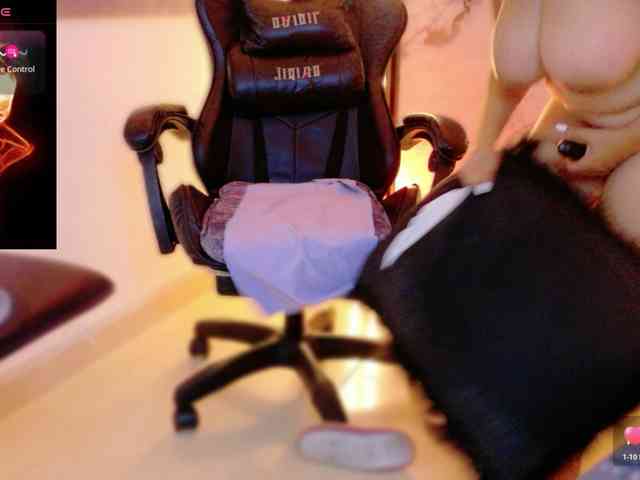 pamelajackson webcam