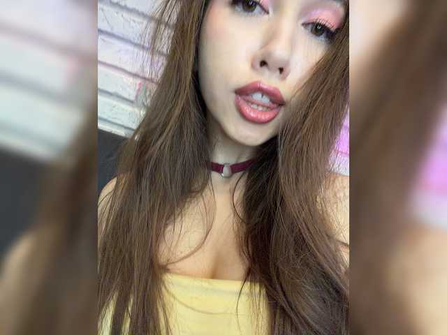 Jade8887 live webcam show
