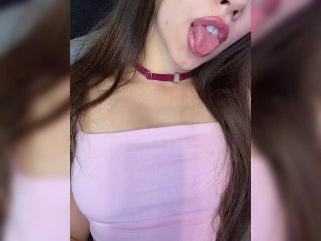 Jade8887 live cam on BongaCams