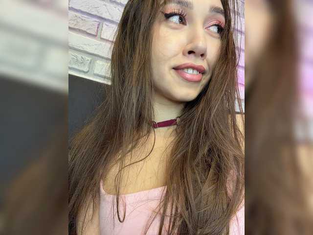 Jade8887 live cam on BongaCams