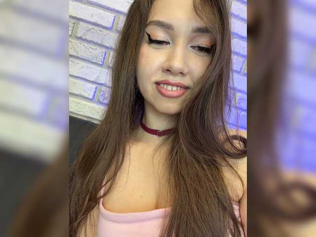 Jade8887 live cam on BongaCams