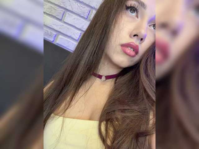Jade8887 live cam on BongaCams