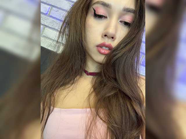 Jade8887 live cam on BongaCams