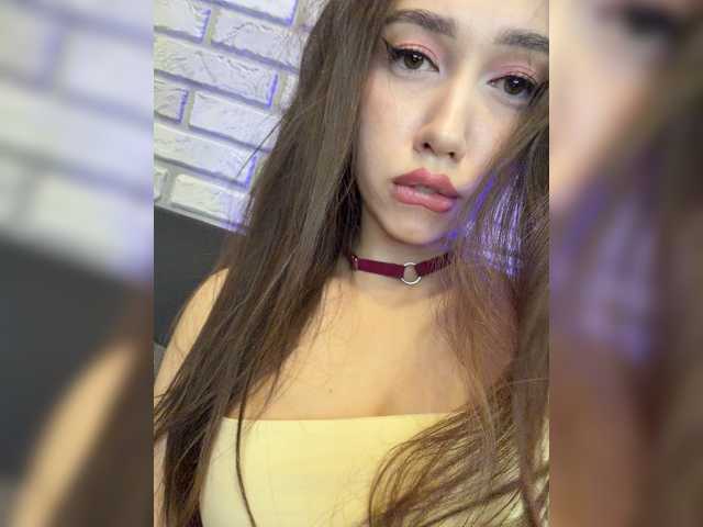 Jade8887 live cam on BongaCams