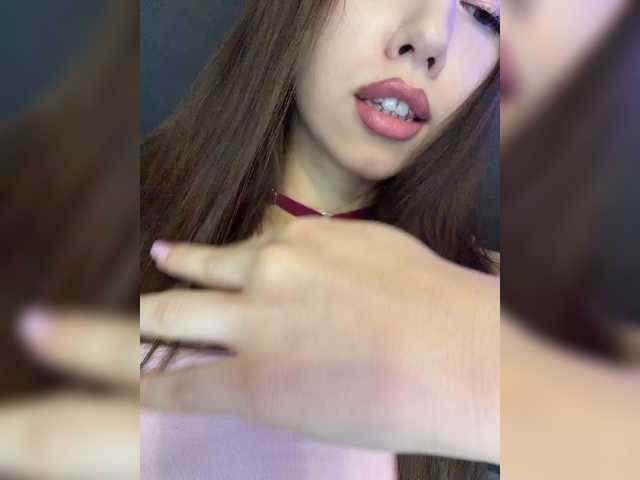 Jade8887 live cam on BongaCams