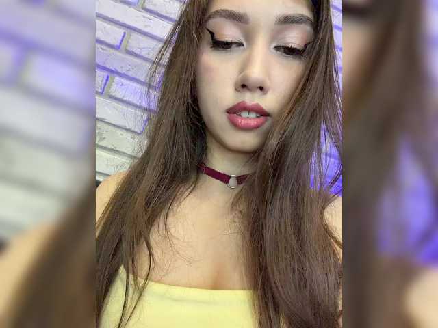 Jade8887 live webcam show