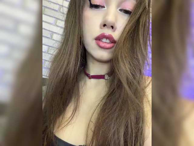 Jade8887 live cam on BongaCams