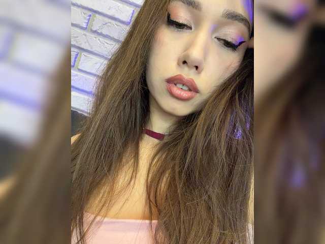 Jade8887 live cam on BongaCams
