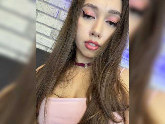 Jade8887 live cam on BongaCams