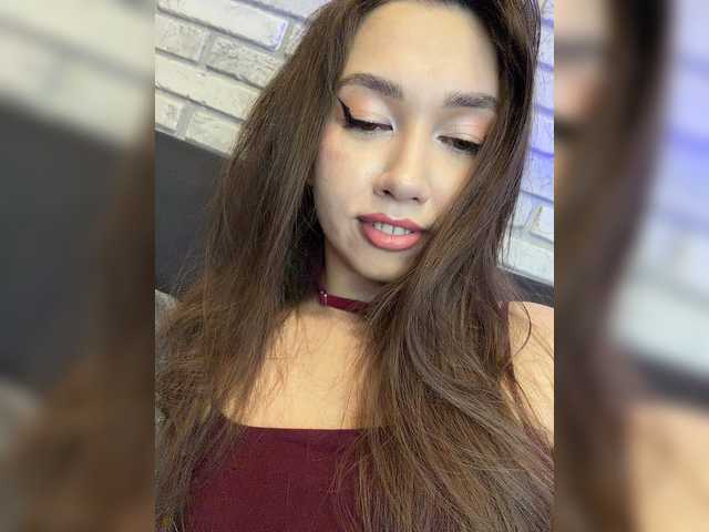 Jade8887 live cam on BongaCams