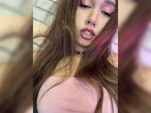 Jade8887 live webcam show
