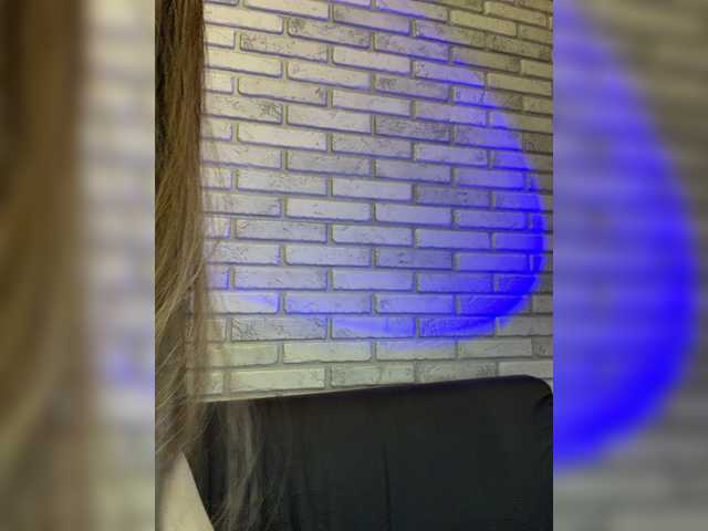 Jade8887 live cam on BongaCams