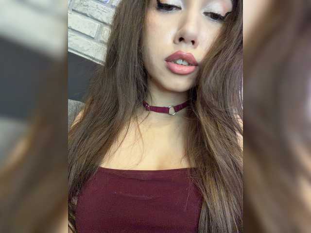 Jade8887 live cam on BongaCams