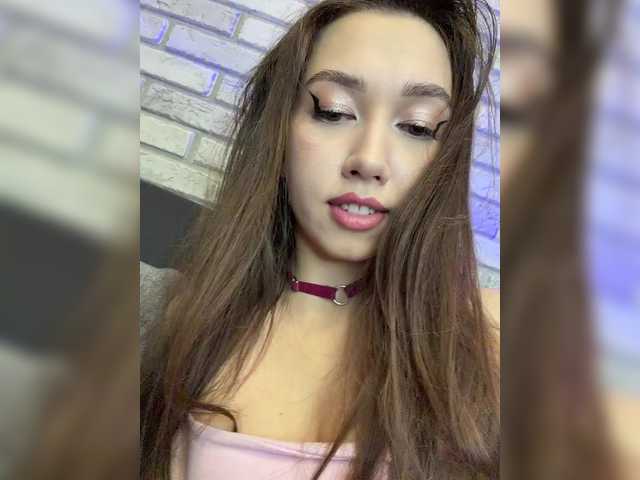 Jade8887 live cam on BongaCams