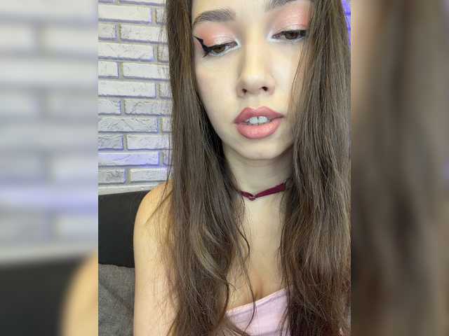 Jade8887 live cam