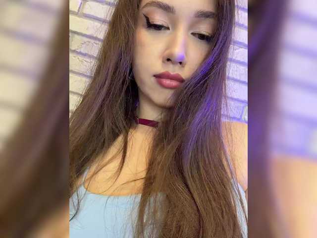 Jade8887 live cam on BongaCams