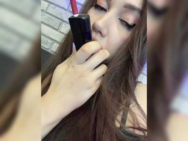 Jade8887 live cam on BongaCams