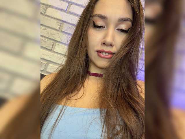 Jade8887 live cam on BongaCams