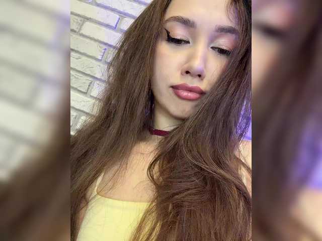 Jade8887 live cam on BongaCams