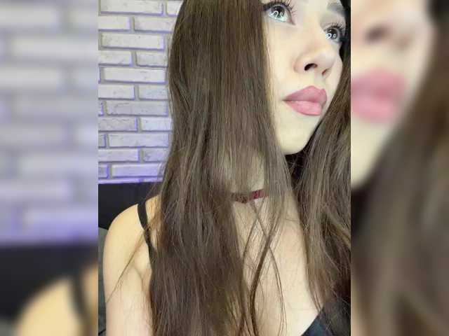 Jade8887 live cam on BongaCams
