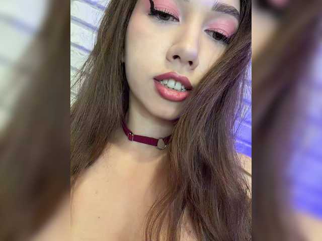 Jade8887 live webcam show