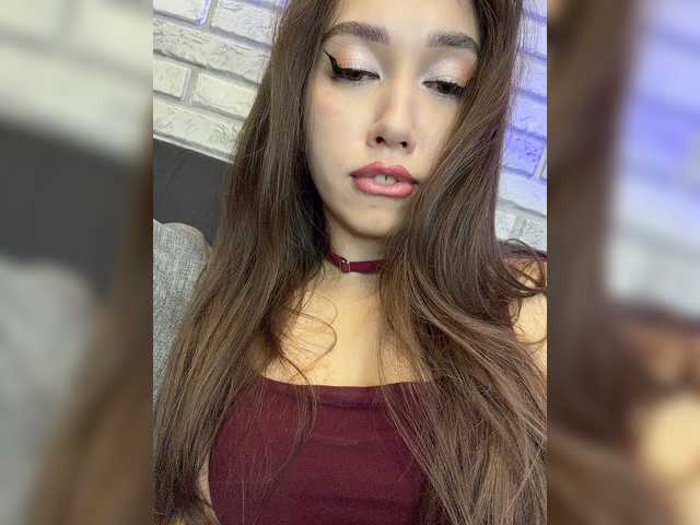 Jade8887 live cam on BongaCams