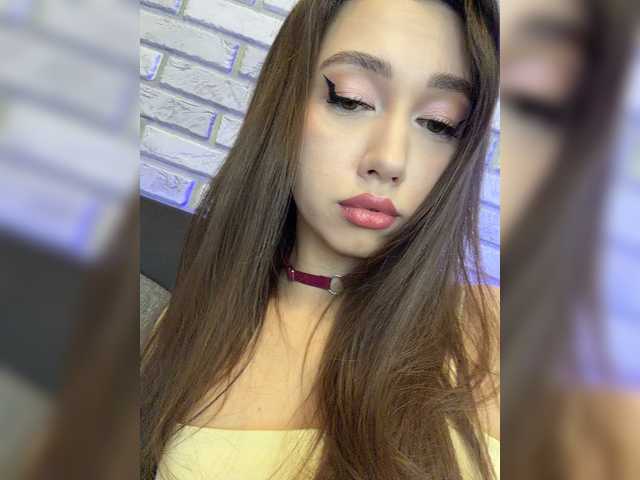 Jade8887 live cam on BongaCams