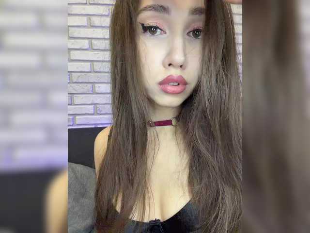 Jade8887 live cam on BongaCams