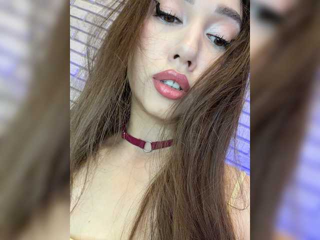 Jade8887 live webcam show