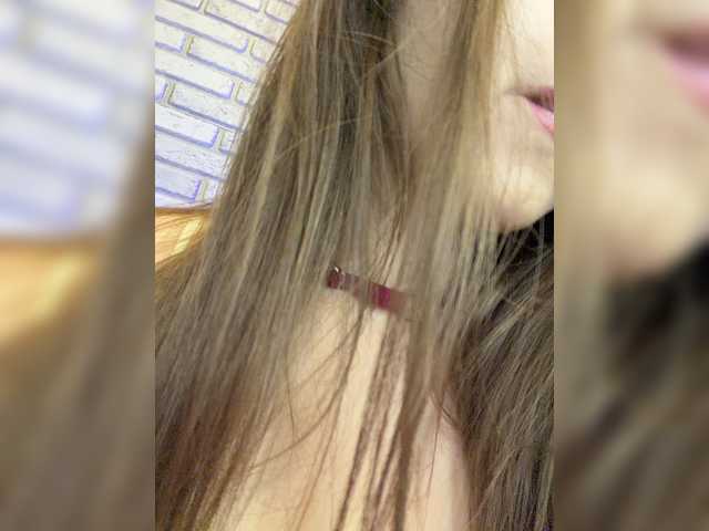 Jade8887 live cam on BongaCams