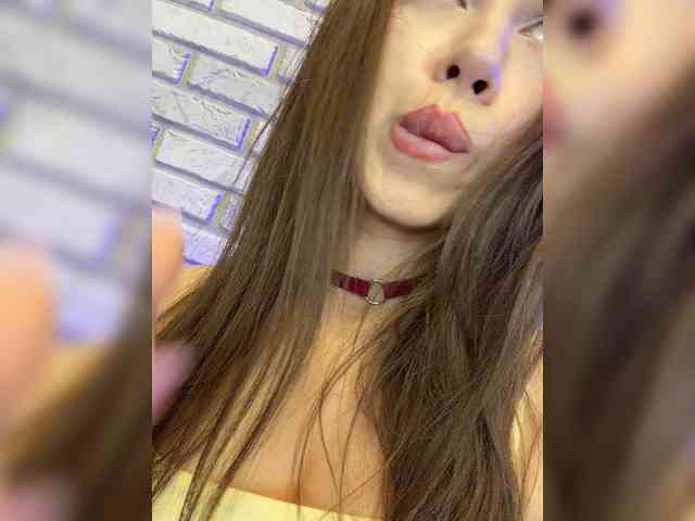 Jade8887 webcam