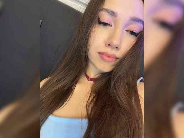 Jade8887 webcam