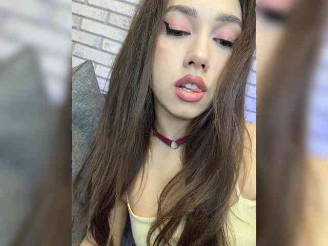 Jade8887 webcam